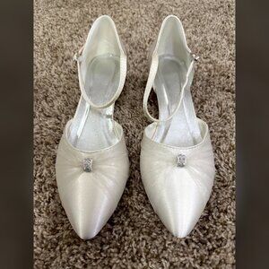 Brand New Ivory Kitten Heel Retro 20s 30s Satin Chiffon Rhinestone Formal 38 8